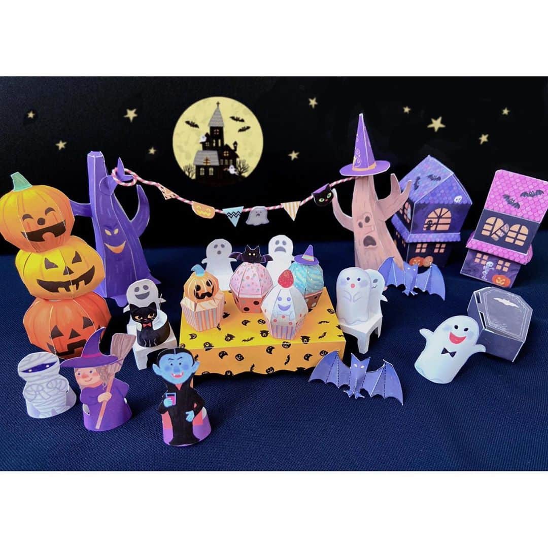 のインスタグラム：「Canon Creative Park のペーパークラフト集『ハロウィンパーティのミニトイフィギュア』のイラストを制作しました🎃 無料でダウンロードできますのでよろしければ！印刷しハサミ、糊、カッターがあればできます。 もし作られた方いらっしゃいましたら見せて頂ければ嬉しいです✨」