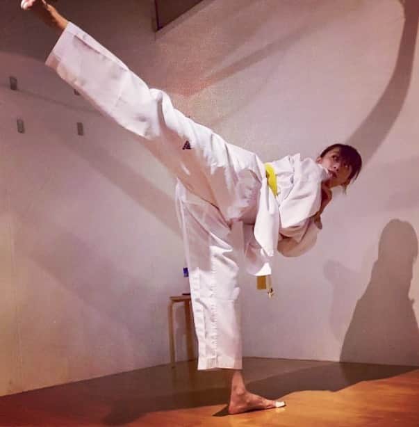 梨衣名さんのインスタグラム写真 - (梨衣名Instagram)「#taekwondo  #跆拳道 #テコンドー」10月1日 12時53分 - leena3.1415926