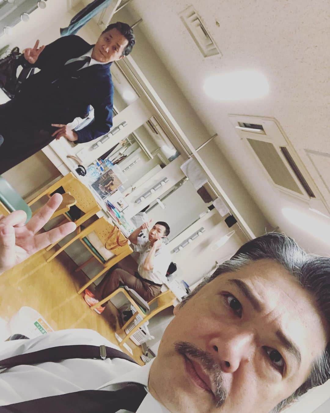 三上市朗さんのインスタグラム写真 - (三上市朗Instagram)「「12人の怒れる男」22ステージめです。 #12人の怒れる男　#梶原善　#吉見一豊」10月1日 13時08分 - captainichirock