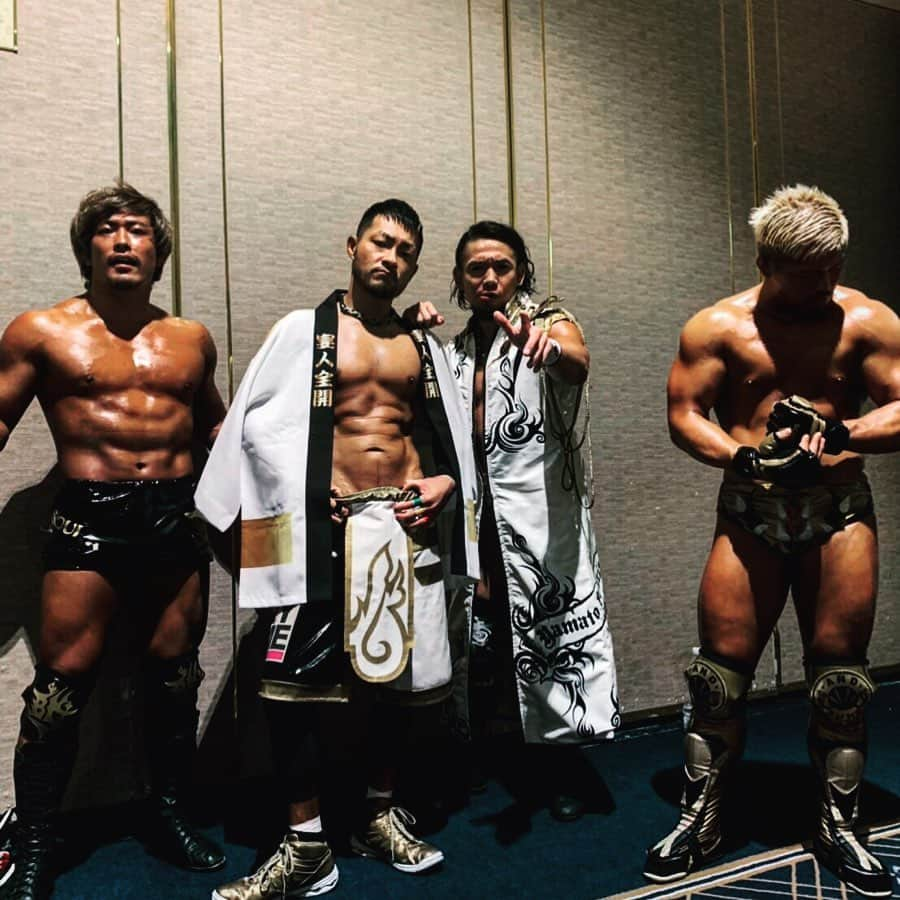 中村風太さんのインスタグラム写真 - (中村風太Instagram)「昨日の豊橋大会はメインイベントでDRAGONGATE世代の勝利！  第5試合　1/60  ★DRAGONGATE vs R・E・D  YAMATO Kzy ⭕️ Ben-K 奥田啓介 vs H・Y・O ✖️ Eita B×Bハルク KAI  （19分13秒　ランニングエルボースマッシュ→エビ固め）  #StormGate2020  #DRAGONGATE #ProWrestling #DRAGONGATE世代 #ドラゴンゲート #ben_k #夕建設　#上田電気工業 #名古屋　#豊橋 #workout #筋トレ #tanning #日焼け #黒肌 #instagram」10月1日 13時32分 - ben_k_dg