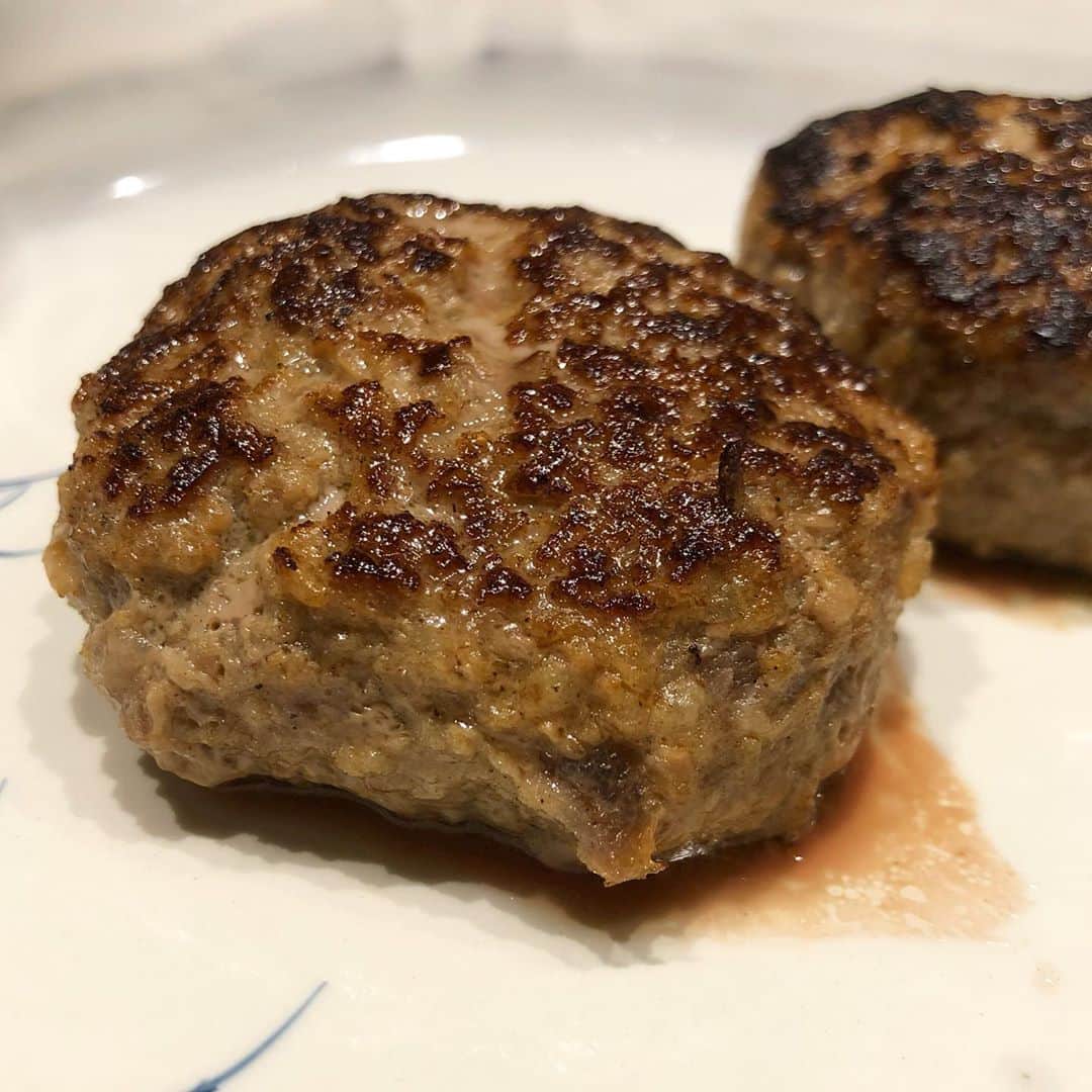 東京肉レポートのグルメインスタ