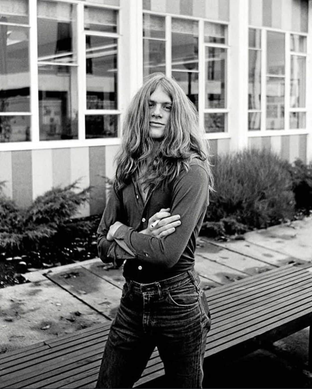 ブライアン・アダムスのインスタグラム：「Yes this is me at age 15. My friend Ray Parker took this photo and I put it on the cover of my album “tracks of my years” of songs I liked by other people. If I’d been true to the photo, it would have been songs by @ledzeppelin @deeppurple_official @officialthewho @alicecooper @davidbowie @badcompany but I did do a @thebeatles song. My fave song on this album is “kiss and say goodbye” because it happened so quickly and the vocal is live with the band #bryanadamstracksofmyyears」