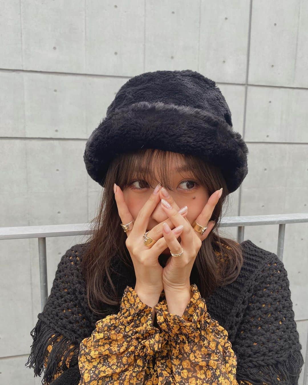 前田希美（まえのん）さんのインスタグラム写真 - (前田希美（まえのん）Instagram)「もふもふ。  コラボリング発売して初日に完売、、 本当に嬉しすぎました。  皆様いつもありがとうございます！！  届くのお楽しみに♡♡  #のんの私服 #nwith #エヌウィズ  #code #fashion #ootd #blouse」10月1日 14時56分 - maeda_nozomi