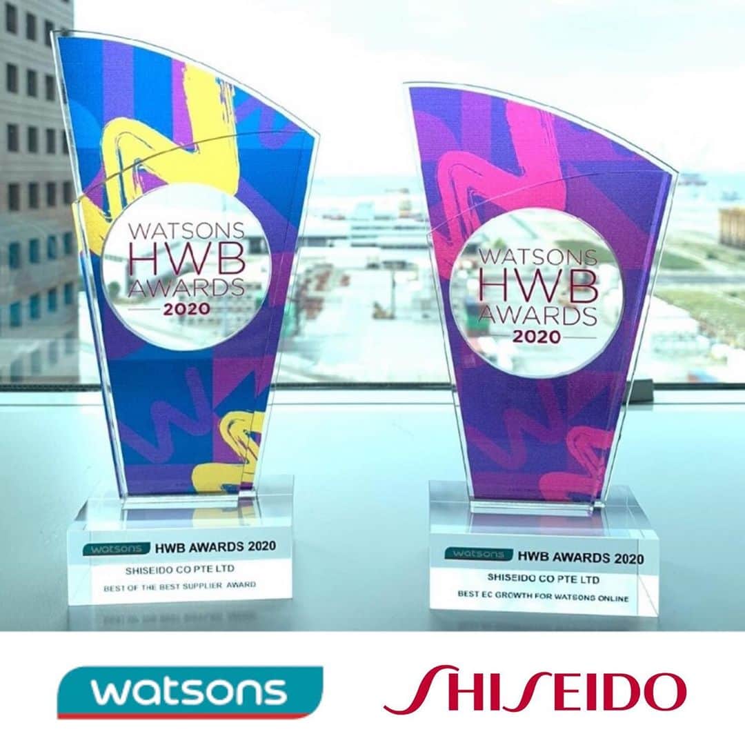 資生堂 Shiseido Group Shiseido Group Official Instagramさんのインスタグラム写真 - (資生堂 Shiseido Group Shiseido Group Official InstagramInstagram)「We’re very proud of #ShiseidoSingapore’s prestigious “Best of the #BestSupplier” win at the @WatsonsSG Health Wellness Beauty Awards. The award recognizes Singapore’s wonderful e-commerce expertise, strong brand efficacy and marketing, and innovative #MyJapaneseBeauty global campaign, resulting in double-digit sales growth and boosting consumer engagement.   #MyJapaneseBeautySG #WatsonsSG #ShiseidoSG #ShiseidoAPAC #customerengagement #customerexperience #shiseido  #ワトソンズ #ベストサプライヤー賞受賞 #シンガポール #資生堂」10月1日 15時11分 - shiseido_corp