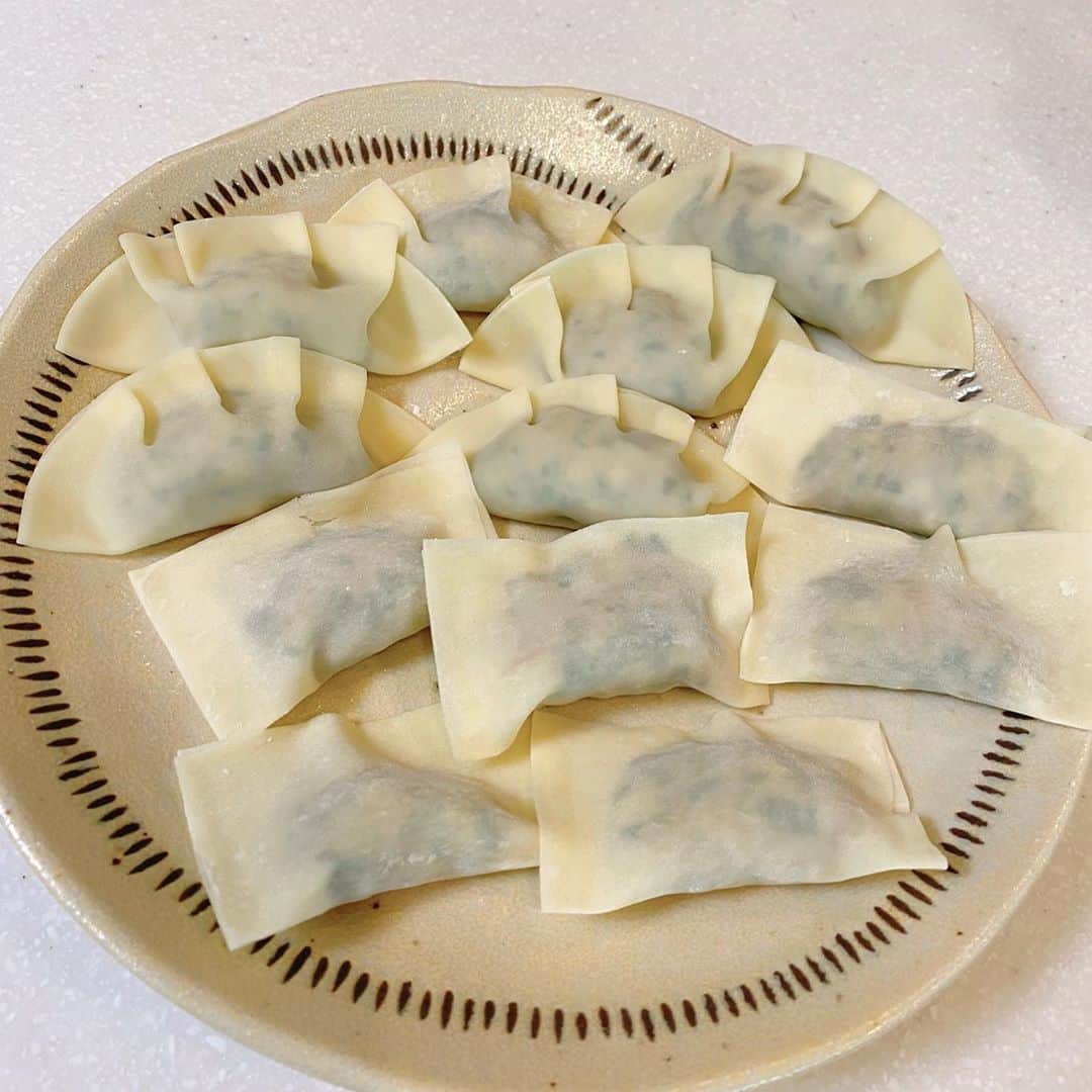 紗蘭さんのインスタグラム写真 - (紗蘭Instagram)「こないだ作った料理♥️🔥 きなつさんに中華を教わったよ🥰✨ 麻婆豆腐と、水餃子、ワンタン、スープ🤤 麻婆豆腐は辛くしたかったので唐辛子や、豆板醤を多めに入れたよ🔥🔥🔥 どれも美味しくできて、作り方も簡単だった〜💕 きなつさんいつもありがとうございます💕 #お料理 #お料理教室 #お料理記録」10月1日 16時42分 - saracchidayo