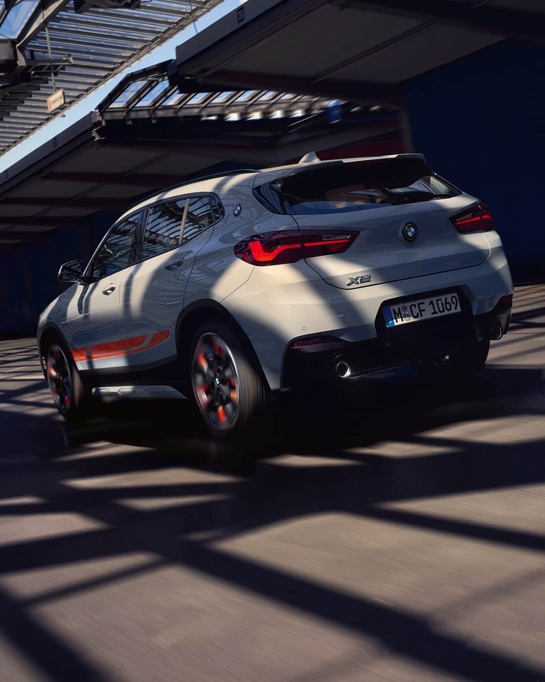BMWのインスタグラム：「Out with the old. In with the bold. The new BMW X2 M Mesh Edition. #TheX2 #BMW #X2」