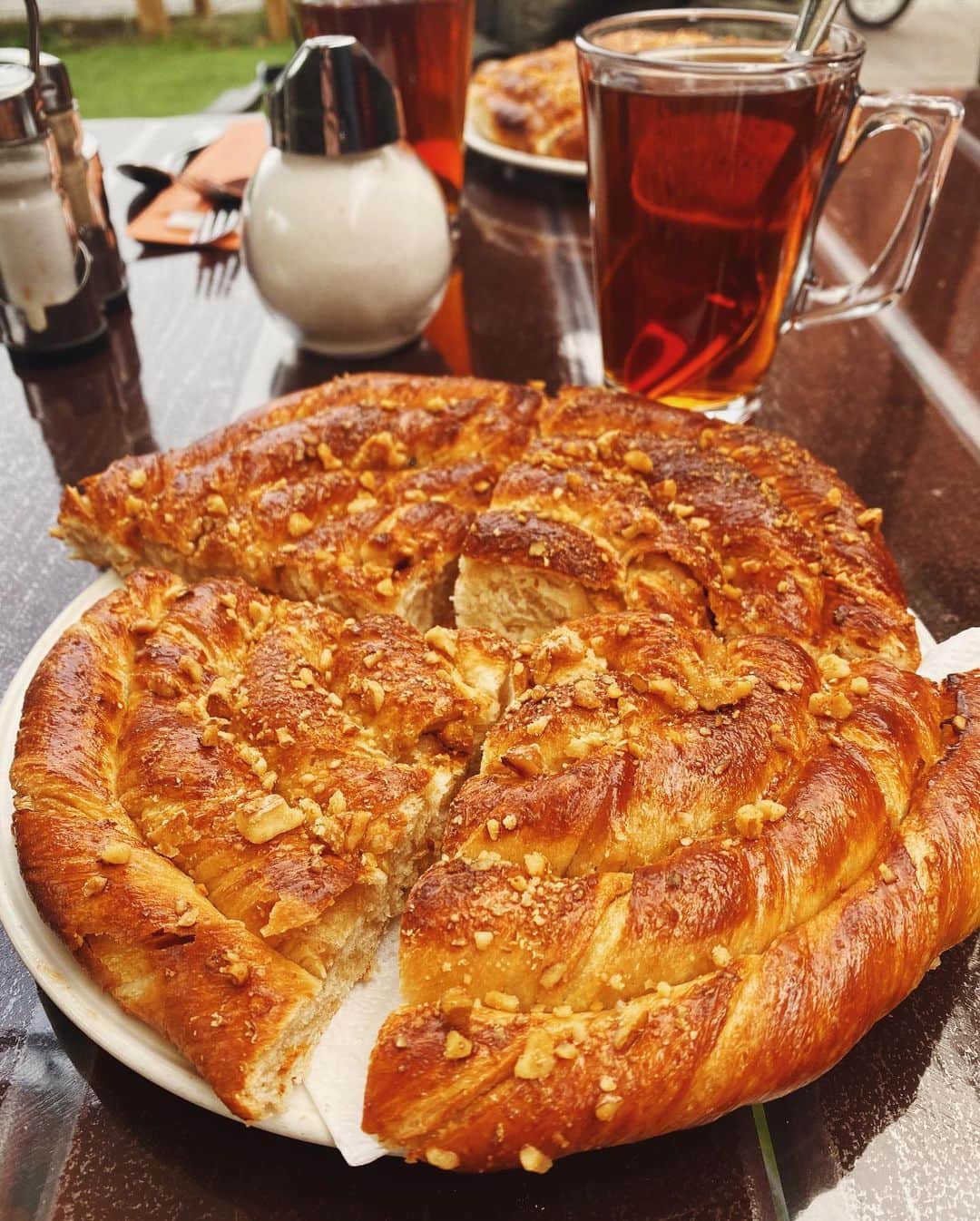 STIL IN BERLINのインスタグラム：「Good morning gorgeous.  #berlinfood #berlinrestaurant #berlinfoodguide #food #berlinfoodie #turkishbreakfast」