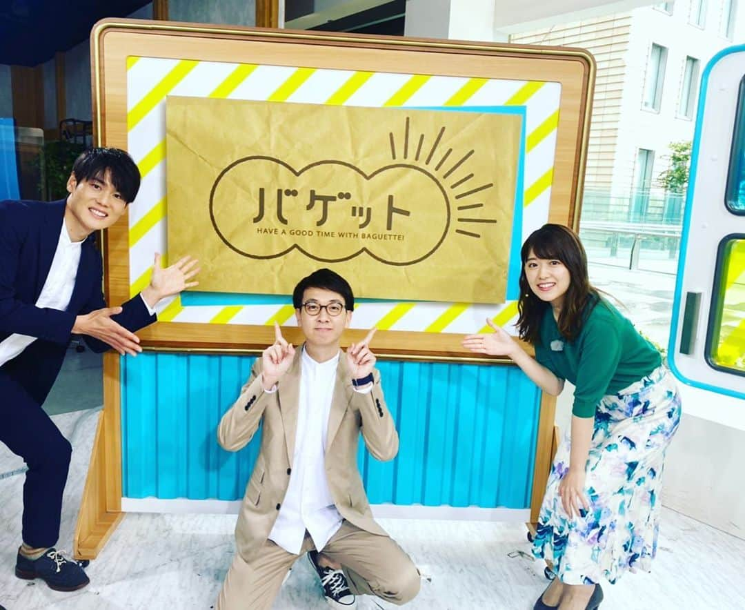 上重聡さんのインスタグラム写真 - (上重聡Instagram)「バゲットは本日から尾崎アナウンサーの同期、平松修造アナウンサーが番組MCに加わりました🎤平松、尾崎同期コンビのバゲットを宜しくお願い致します！  #平松修造　#尾崎里紗 #バゲット」10月1日 17時02分 - satoshi18kamishige