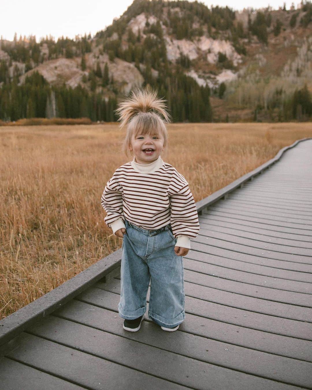 Amber Fillerup Clarkさんのインスタグラム写真 - (Amber Fillerup ClarkInstagram)「This crosses the line for acceptable cuteness levels and I don’t even care if it’s annoying when people say that about their own kids 🙃」10月2日 3時50分 - amberfillerup