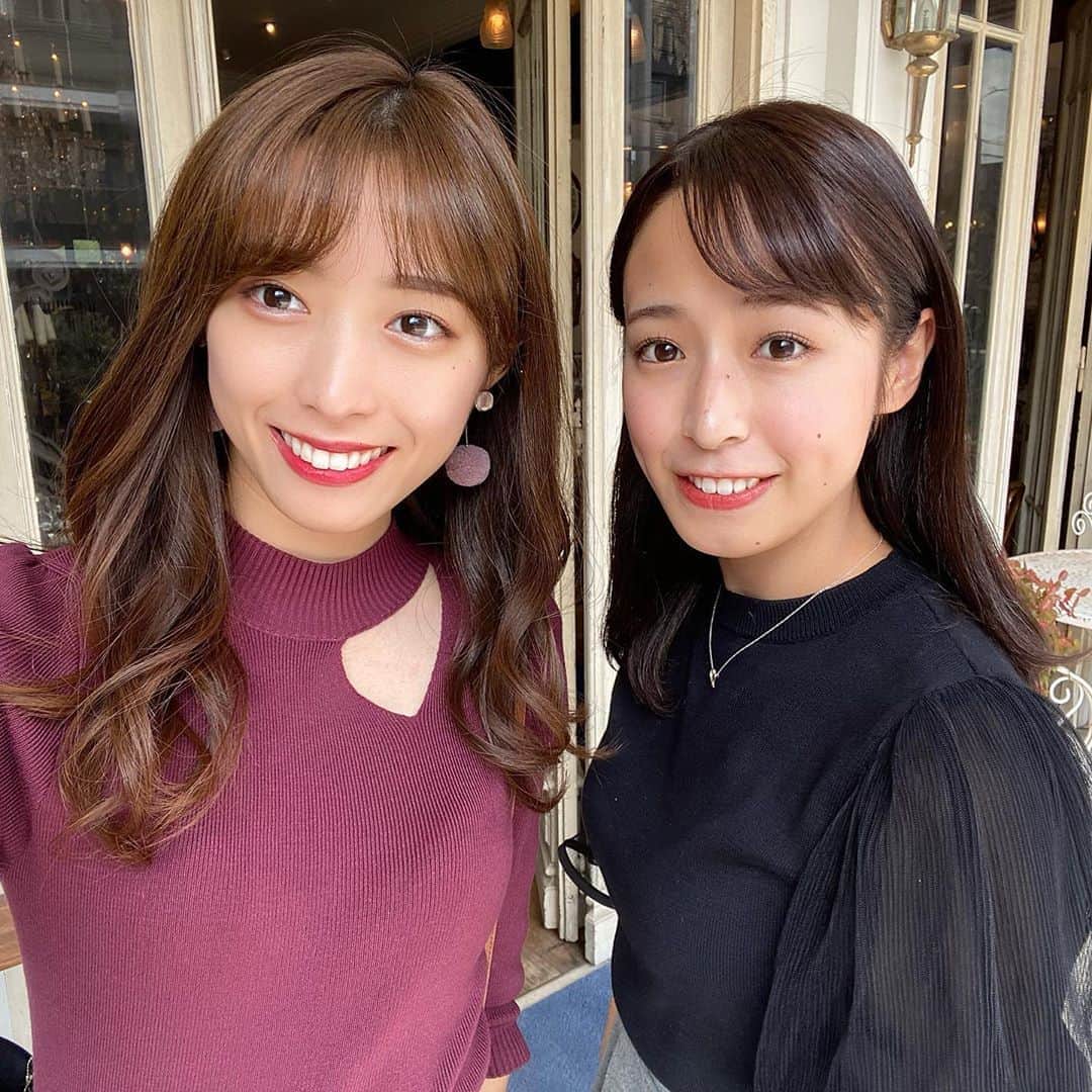 のインスタグラム：「こんばんは！  今日はゆめちゃんとランチ行ってきたよ〜🧸楽しかったー！ 共通点が沢山あって、ずっと話が止まりませんでした🤭💓  ランチ何食べたでしょうクイズ正解者が多くてびっくりしました笑  明日この服の全身コーデ載せますね✨  #ゆめぽち #ぽちっとななみん #祐天寺カフェ #東横線カフェ #オムライス #和風オムライス」