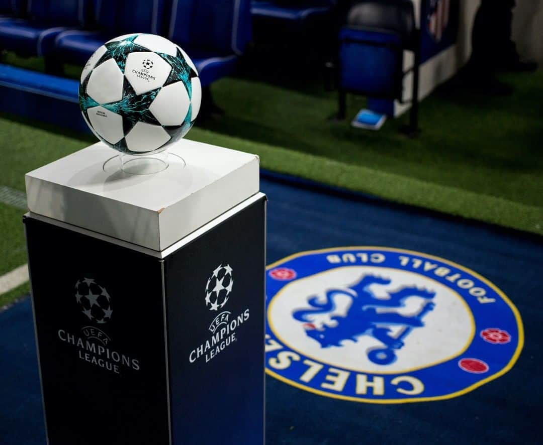 チェルシーFCさんのインスタグラム写真 - (チェルシーFCInstagram)「#UCLdraw day! 🙌 Who do you want the Blues to draw in this season's group stages? #CFC #Chelsea」10月1日 19時25分 - chelseafc