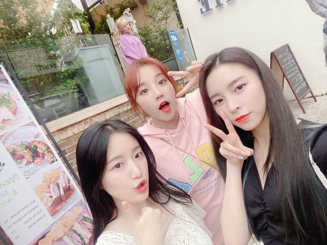エルキーのインスタグラム：「💗💗💗」