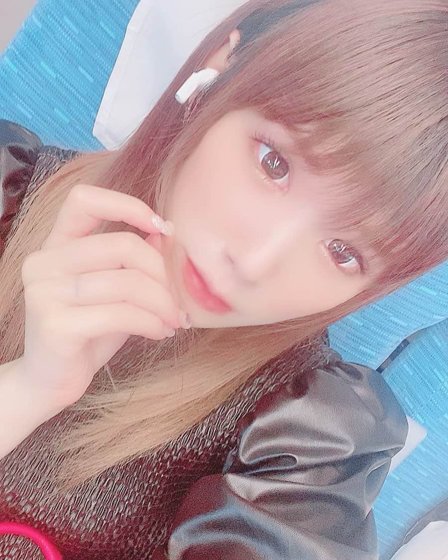 涼宮琴音のインスタグラム：「ねむいねぇ」