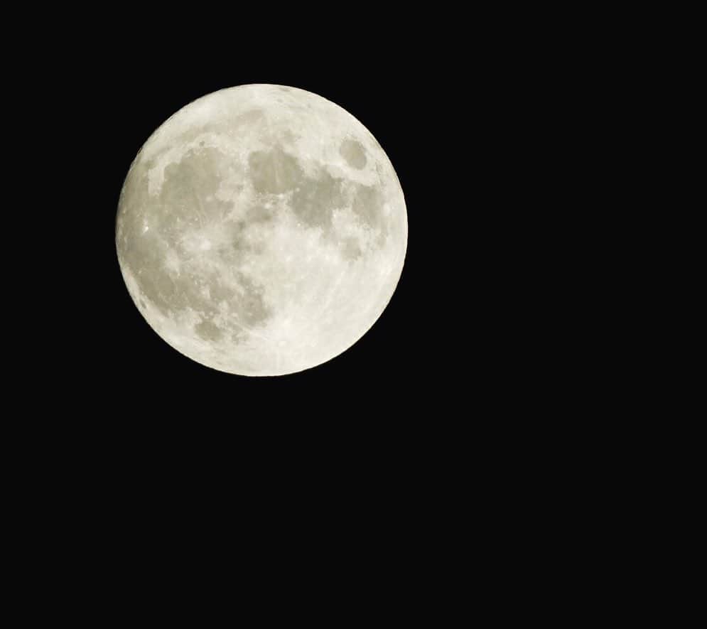 川原洋二さんのインスタグラム写真 - (川原洋二Instagram)「#中秋の名月  2020 夜になって雲がなくなり 綺麗に見えました(^^)」10月1日 20時17分 - yohji_kawahara