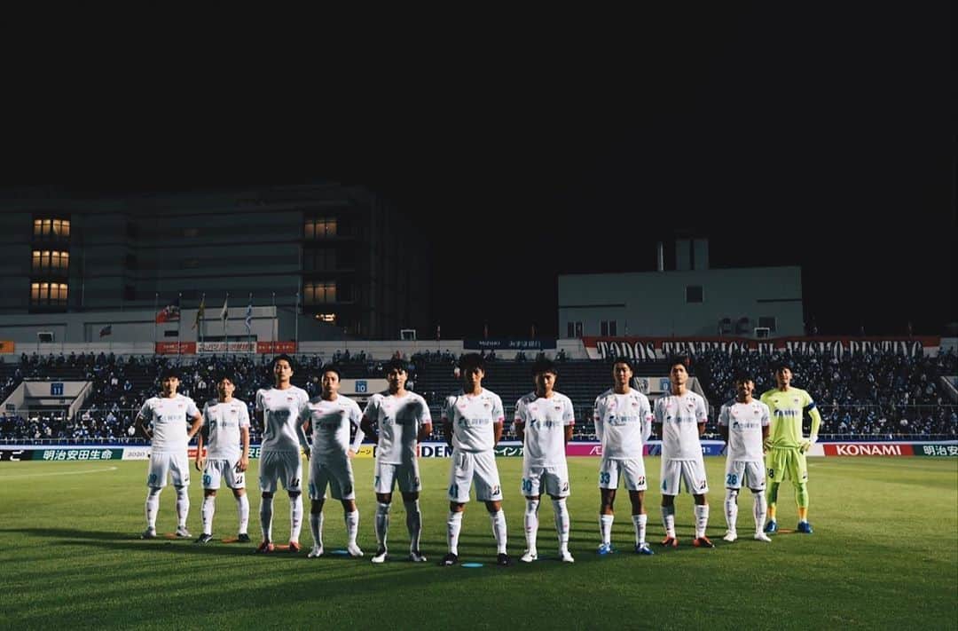 金森健志のインスタグラム：「J1 25節　横浜Fマリノス　1-1  応援ありがとうございました📣  次は勝利を！！！！  #サガン鳥栖」