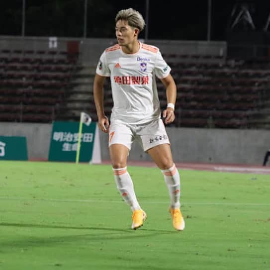 荻原拓也さんのインスタグラム写真 - (荻原拓也Instagram)「+3🔥　 次はホームで💪 #albirex  #アルビレックス新潟 #荻原拓也」10月1日 20時36分 - lefty_hamster26