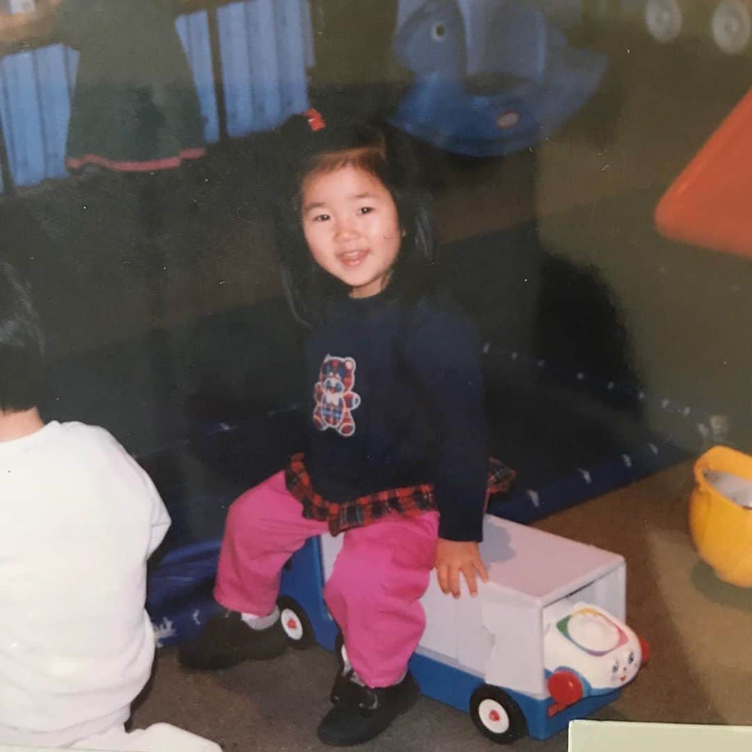 のインスタグラム：「Stay smiling🙃 #throwbackthursday 今日も一日笑顔で☀️」
