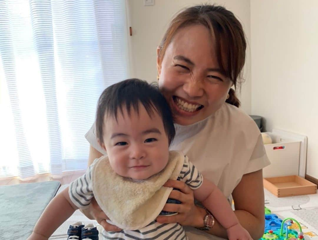 平野 早矢香さんのインスタグラム写真 - (平野 早矢香Instagram)「岸川聖也くんのお子さんにやっと会えました👶 めちゃくちゃ可愛い😍💕 すでにメロメロ🥰 聖ちゃんの奥さん、女性も惚れてしまう相変わらずの美しさ❤️そして素敵な夫婦😌 楽しくて話が止まらなかったー✨ また遊びに行かせてね〜👍👍👍  明日10月2日(金)は #テレビ朝日 #グッドモーニング  #朝6時から出演します」10月1日 21時17分 - sayakahirano0324