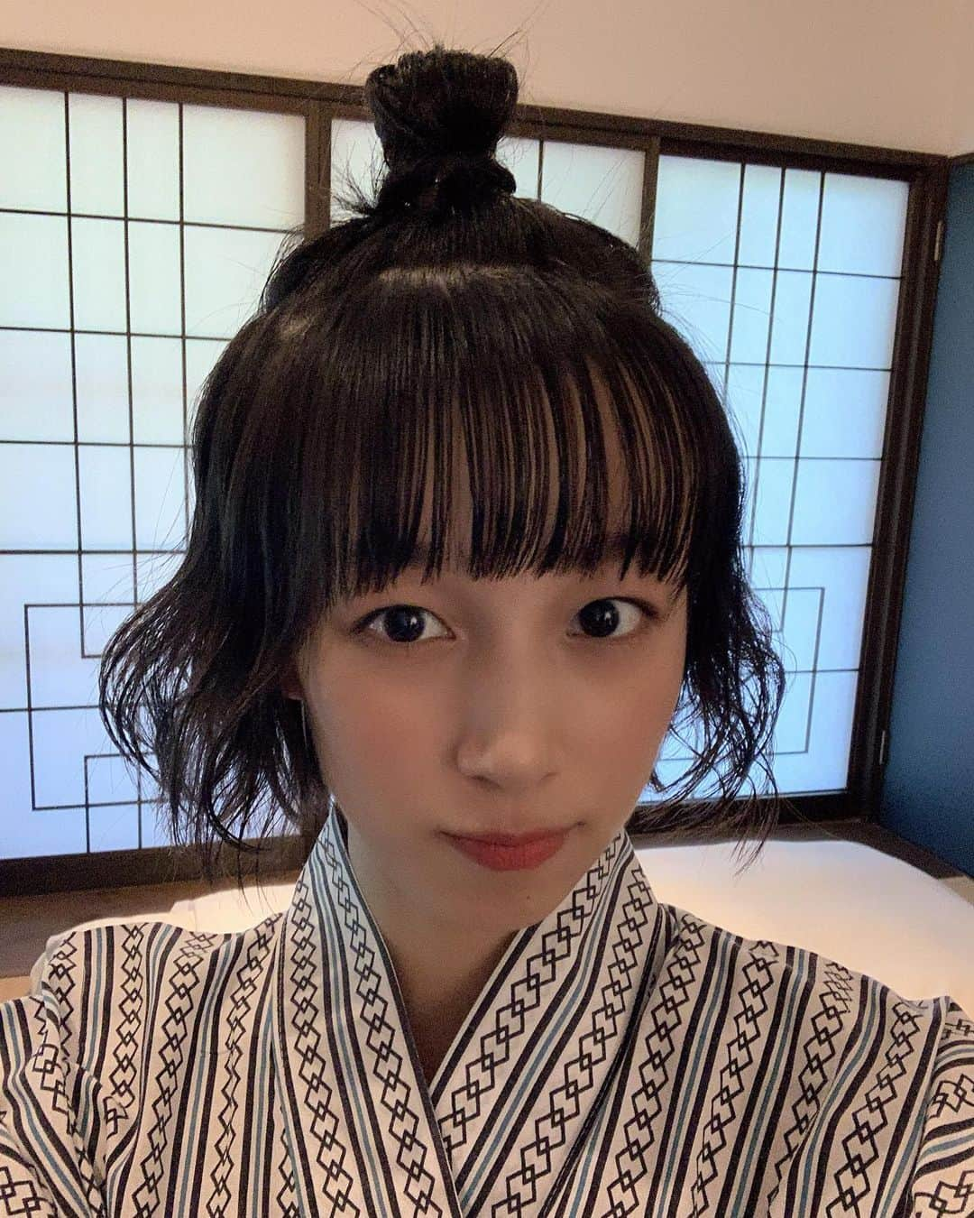 坂田莉咲のインスタグラム：「福岡県観光PR「ふくおか　避密の旅」のリベンジ女子旅編に出演させて頂きました！ 尊敬する事務所の先輩の今田美桜さんとご一緒させて頂きました。  福岡の魅力がたくさん詰まってます！ 是非ご覧下さい！https://fukuoka-himitsu.jp」