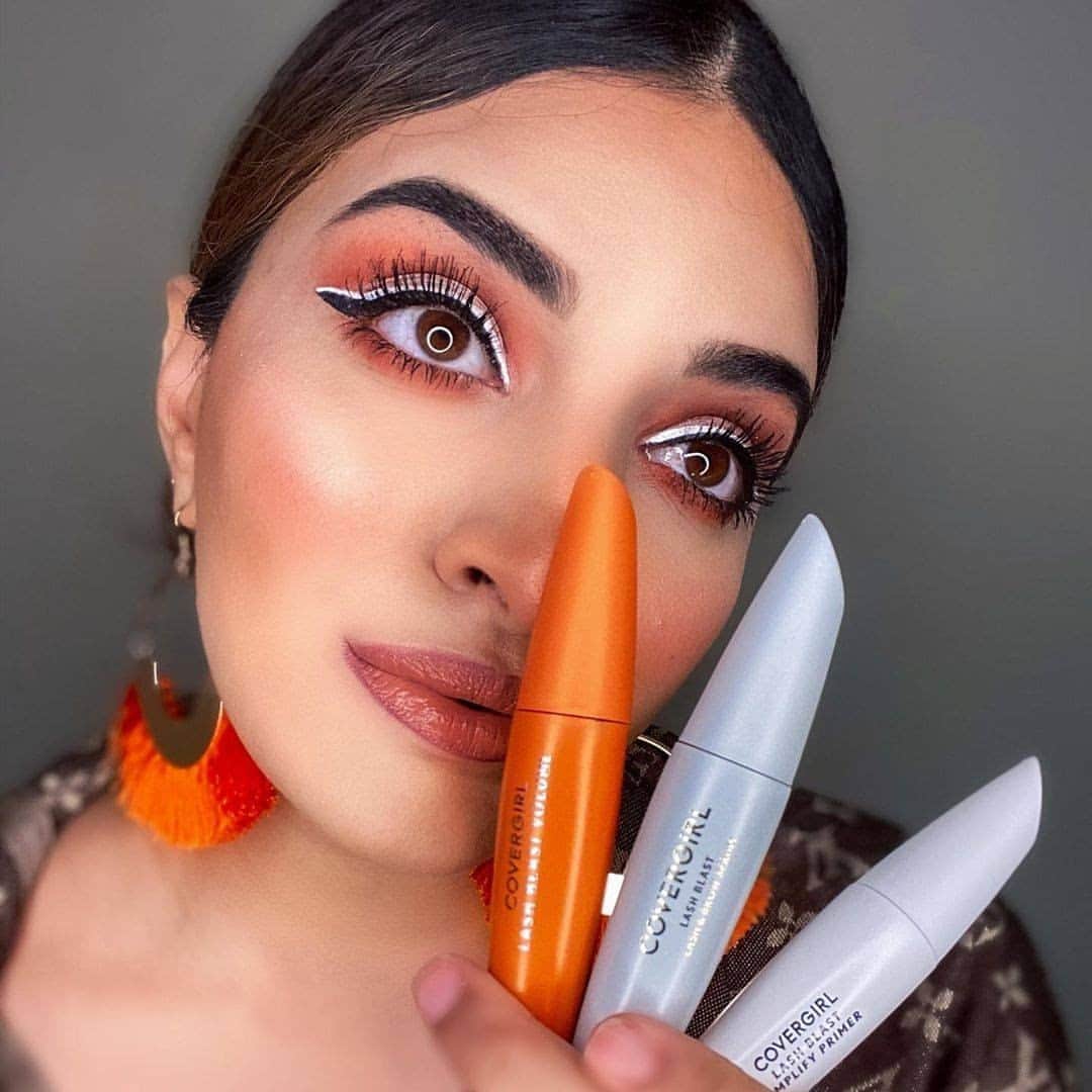 COVERGIRLさんのインスタグラム写真 - (COVERGIRLInstagram)「Happy October, COVERGIRLs! It's the start of spooky szn and we're obsessed with @sanasyedbeauty's lashes! 😍 She used our #LashBlast trio: featuring #LashBlast Lash & Brow Serum, #LashBlast Amplify Primer and #LashBlast Volume Mascara. 🧡  Shop now at @ultabeauty #EasyBreezyBeautiful #COVERGIRLMADE #COVERGIRLCrueltyFree #CrueltyFree」10月1日 22時00分 - covergirl