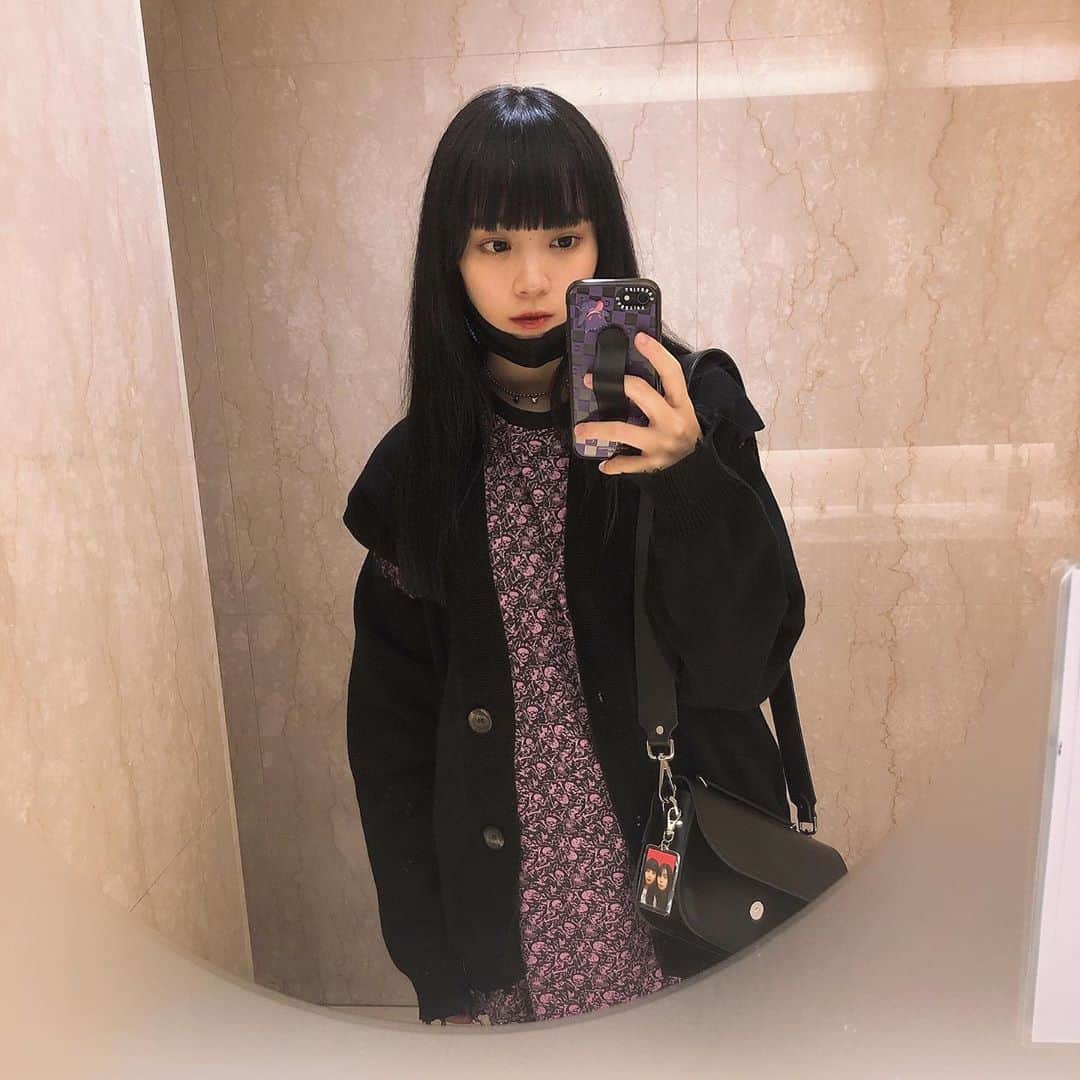 ゆらのインスタグラム：「そういえばリゼクリニックで医療脱毛してきました ツルツルになろ」