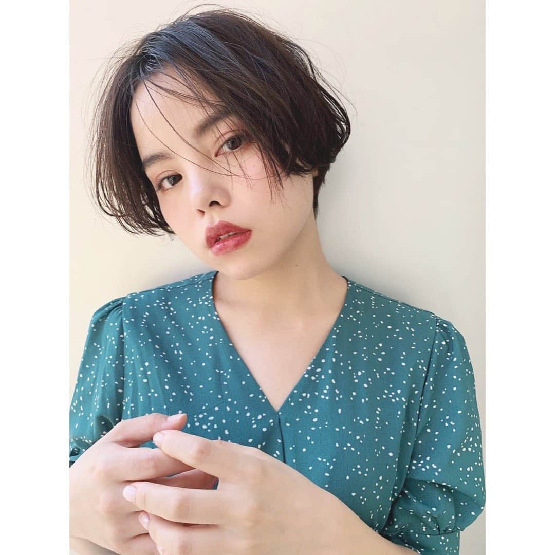 大津彩未のインスタグラム：「October 🍐🍂🌾 ㅤㅤㅤㅤㅤㅤㅤㅤㅤㅤㅤㅤㅤ #shorthair #急に自分でごめんなさい　 #10月startです」