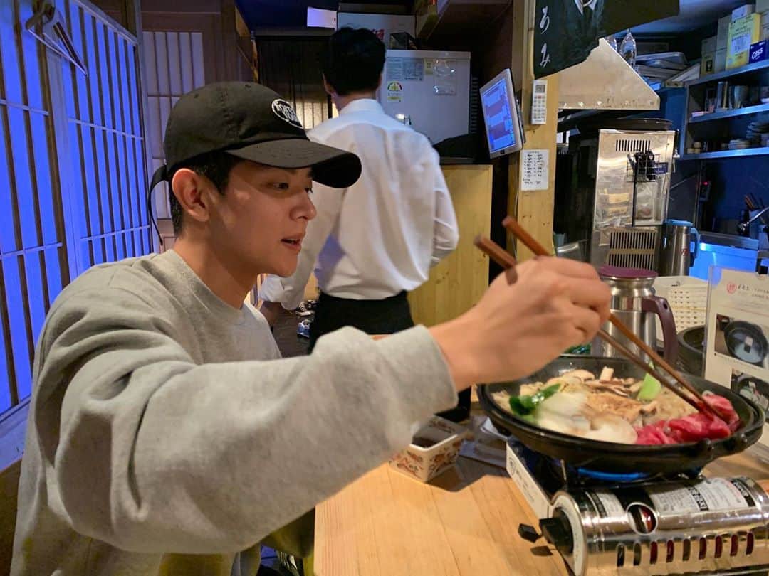 ヨ・フェヒョンのインスタグラム：「🍲」