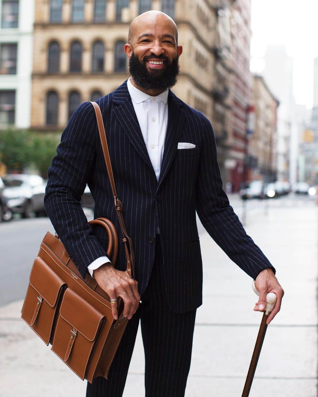 スコット・シューマンのインスタグラム：「Thank you @markcross for choosing me to photograph the relaunch of your men’s collection on some of my most stylish friends! The classic MC logo is soo chic!」
