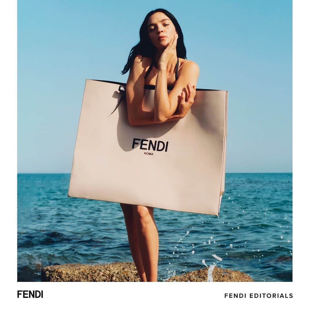 Fendiさんのインスタグラム写真 - (FendiInstagram)「From polished to playful, @mariacarlaboscono explores all facets of the #FendiFW20 collection, as seen in @instylemagazine. #FendiEditorials  Photographer: @paolozerbini @todaymgmt Stylist: @jamesvaleri Hair: @simoneprusso Makeup: @ariannacampa_makeup Casting: @lizzzop Production: @personfilms」10月1日 23時09分 - fendi
