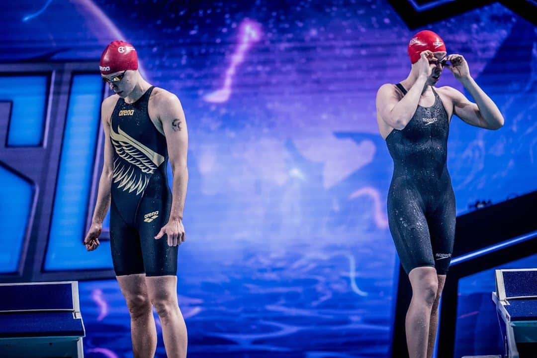 フェムケ・ヘームスケルクのインスタグラム：「Tik tok 🕒... Not long before i get to race with my @energystandard warriors again ⚡🔴🔵 at  2nd season @iswimleague 🔥 🔥 🔥 🔥 🔥 . . . #ISL2020 #Aquapower #Budapest2020 📸 : @minekasapoglu」