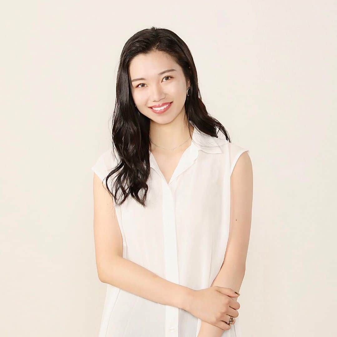 のインスタグラム：「. 初めまして！ 文学部英文学科2年 エントリーNo.5の小原ひなたです🦋  この1ヶ月が有意義な時間になるように、自分なりに全力で頑張ります✊🏻 宜しくお願いします❣️ .  #初投稿 #ミス東北学院 #MissTGUContest #ミス東北学院コンテスト #ミスコン2020」