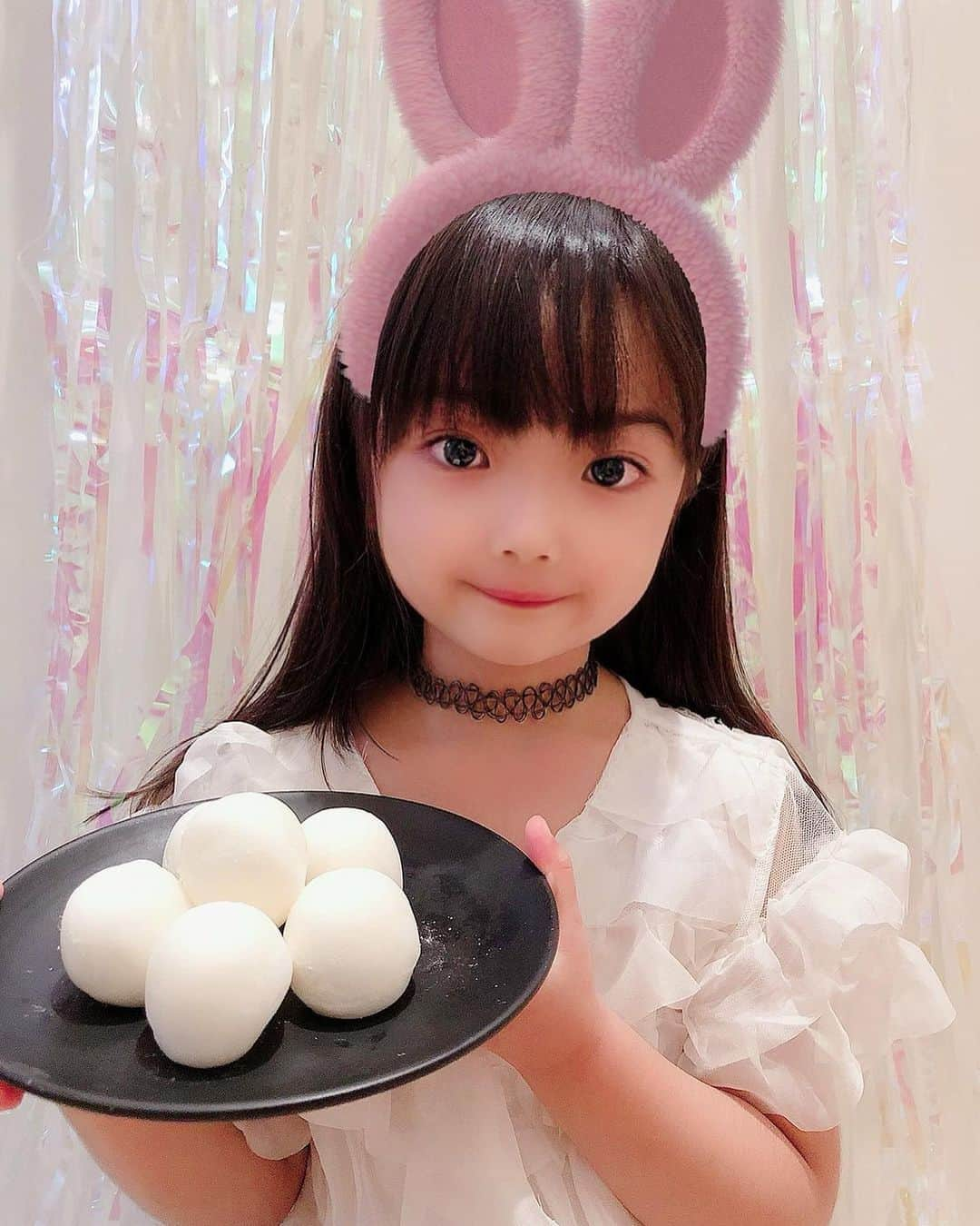 YUAさんのインスタグラム写真 - (YUAInstagram)「🌕🐇🍡 今日は十五夜お月見✨ 綺麗だったね  #yua #kidsmodel #十五夜 #japan #데일리그램 #일상 #패션스타그램 #얼스타그램 #육아스타그램 #오오티디 #뷰티스타그램」10月2日 0時23分 - yuagram89