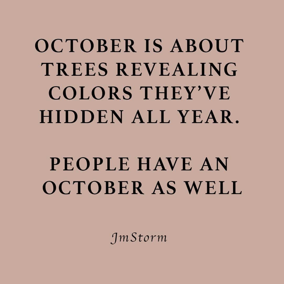ヤング・ファビュラス&ブロークのインスタグラム：「Alexa play True Colors by Cyndi Lauper. ⠀⠀⠀⠀⠀⠀⠀⠀⠀ Nothing screams Fall like October. ⠀⠀⠀⠀⠀⠀⠀⠀⠀ ⠀⠀⠀⠀⠀⠀⠀⠀⠀ ⠀⠀⠀⠀⠀⠀⠀⠀⠀ #yfbclothing #yfb #youngfabulousbroke」