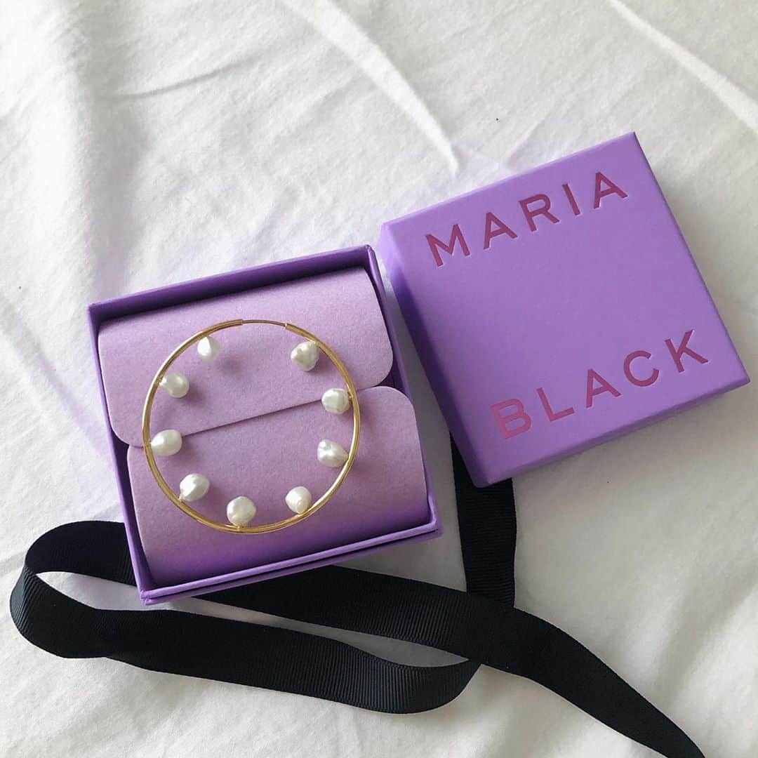 のインスタグラム：「love💜 @mariablackjp  このピアスずっっっと狙ってたから嬉しい🥰🥰🥰」