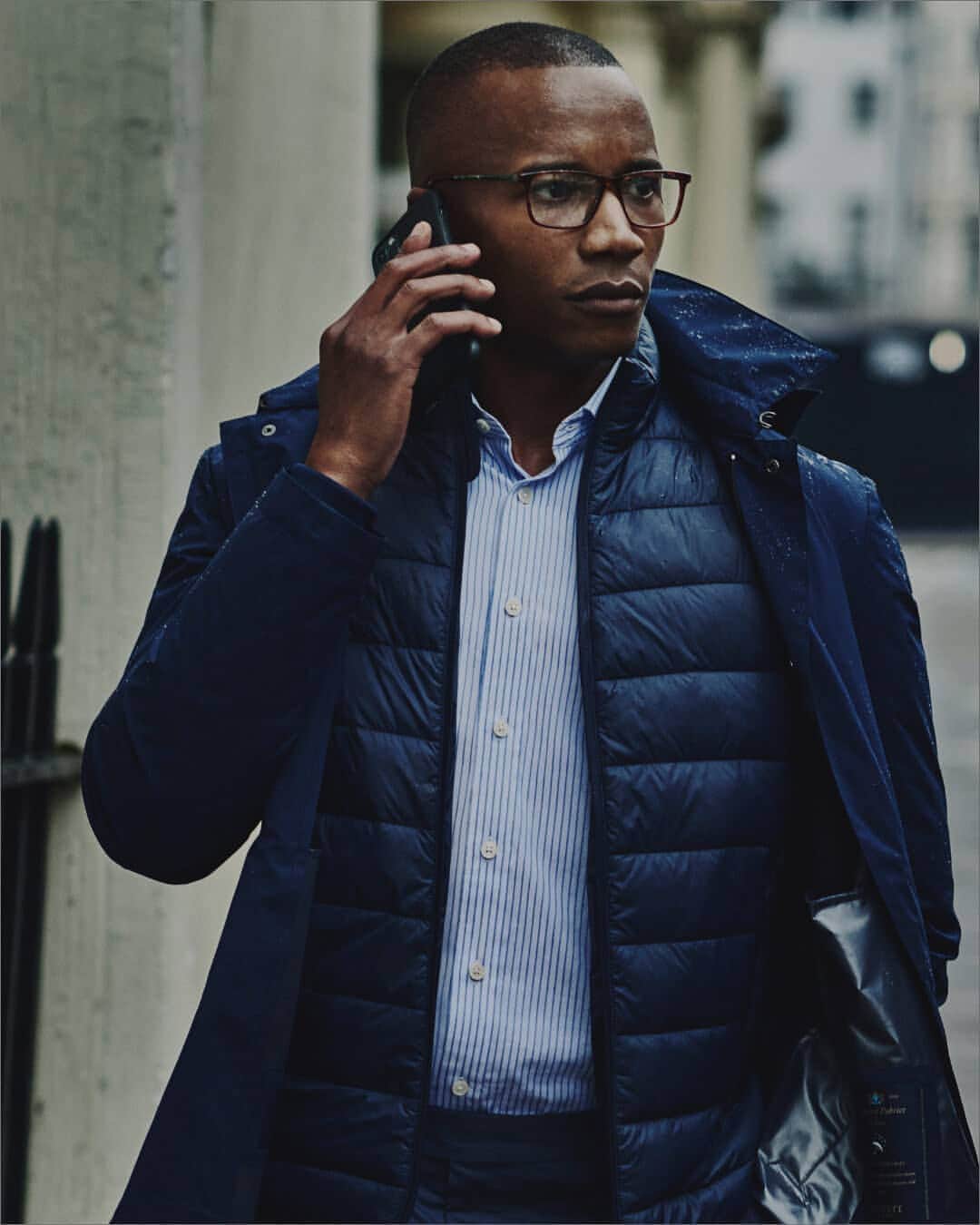 ハケットのインスタグラム：「Cool weather layering, done right. Work this on-trend look into your everyday outfits by shopping our incredible selection of outerwear at the link in bio. #STAYHackett」
