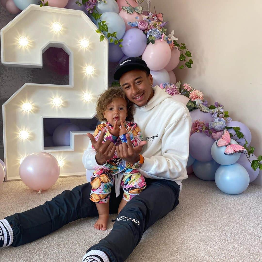 ジェシー・リンガードさんのインスタグラム写真 - (ジェシー・リンガードInstagram)「Happy Birthday My Queen 👸🏽❤️」10月2日 1時08分 - jesselingard