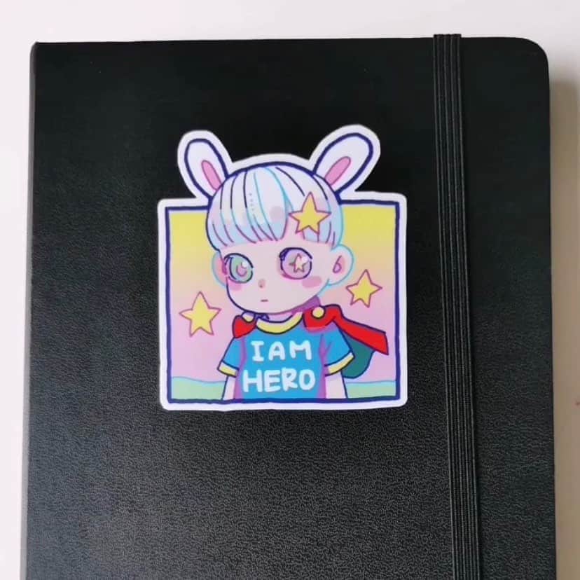 下田ひかりさんのインスタグラム写真 - (下田ひかりInstagram)「Love this notebook! Thanks @filtered.light for making me a part of your day⭐️💙💘💕 sticker by @stickerapp!  Click #shop on my website to purchase! HikariShimoda.com 👍 #hikarishimoda #stickers #art #kawaii #anime」10月2日 1時51分 - hikarishimoda