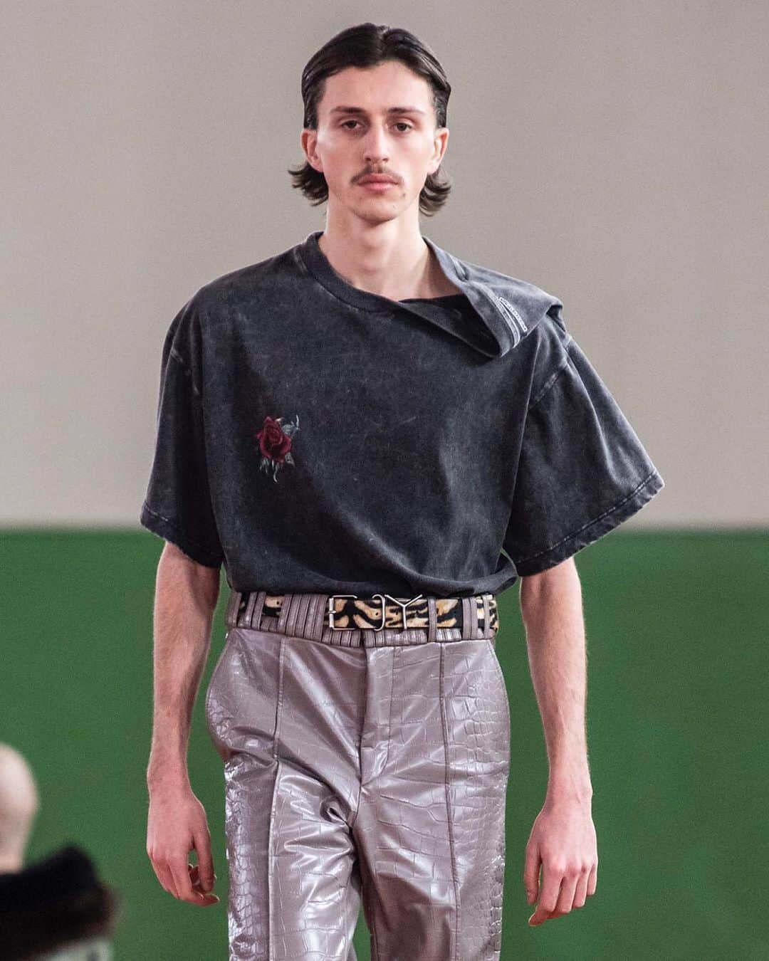 レクレルールのインスタグラム：「Y/PROJECT AW20 #sneakpeek Discover new arrivals in stores and on leclaireur.com  #Leclaireur #LeclaireurSevigne #conceptstore #yproject #aw20 #menfashion #womenfashion」