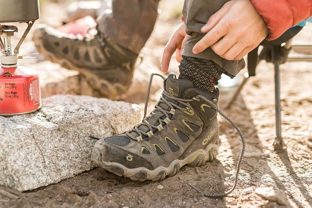 オボズさんのインスタグラム写真 - (オボズInstagram)「October calls for cozy, comfortable classics, like the tried and true Sawtooth II. ⠀ Available in Mid and Low heights, in waterproof and non-waterproof versions. ⠀ .⠀ .⠀ .⠀ .⠀ #truetothetrail #fallhiking #hiking #trails #octoberfeels #fallboots」10月2日 2時00分 - obozfootwear