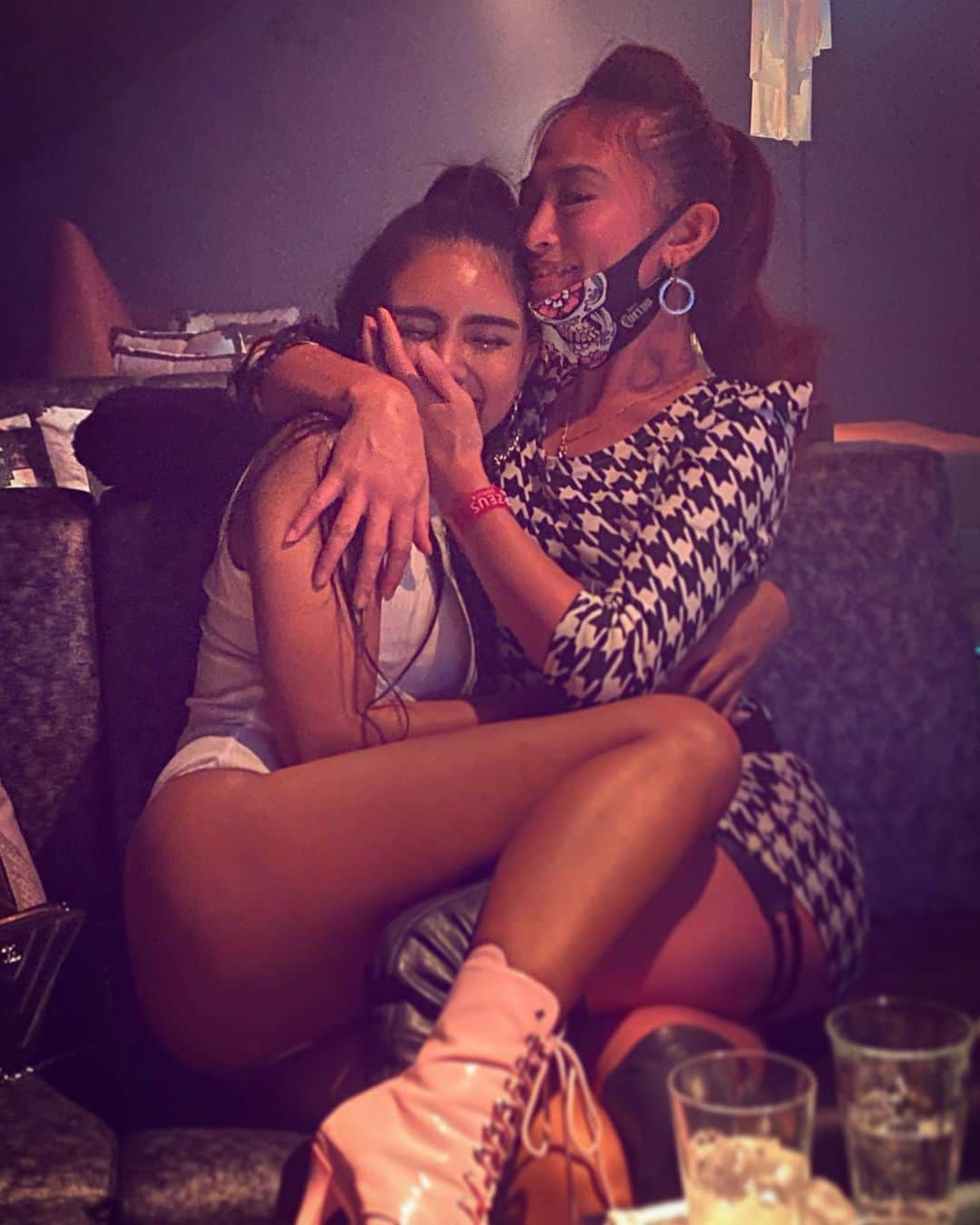 世礼奈のインスタグラム：「I want you to be Happy. muuuah💋  #BorrachaBorracha #酔っ払い酔っ払い #TiAmo ❦ #愛してるよ #🇪🇸🇵🇭🇯🇵」