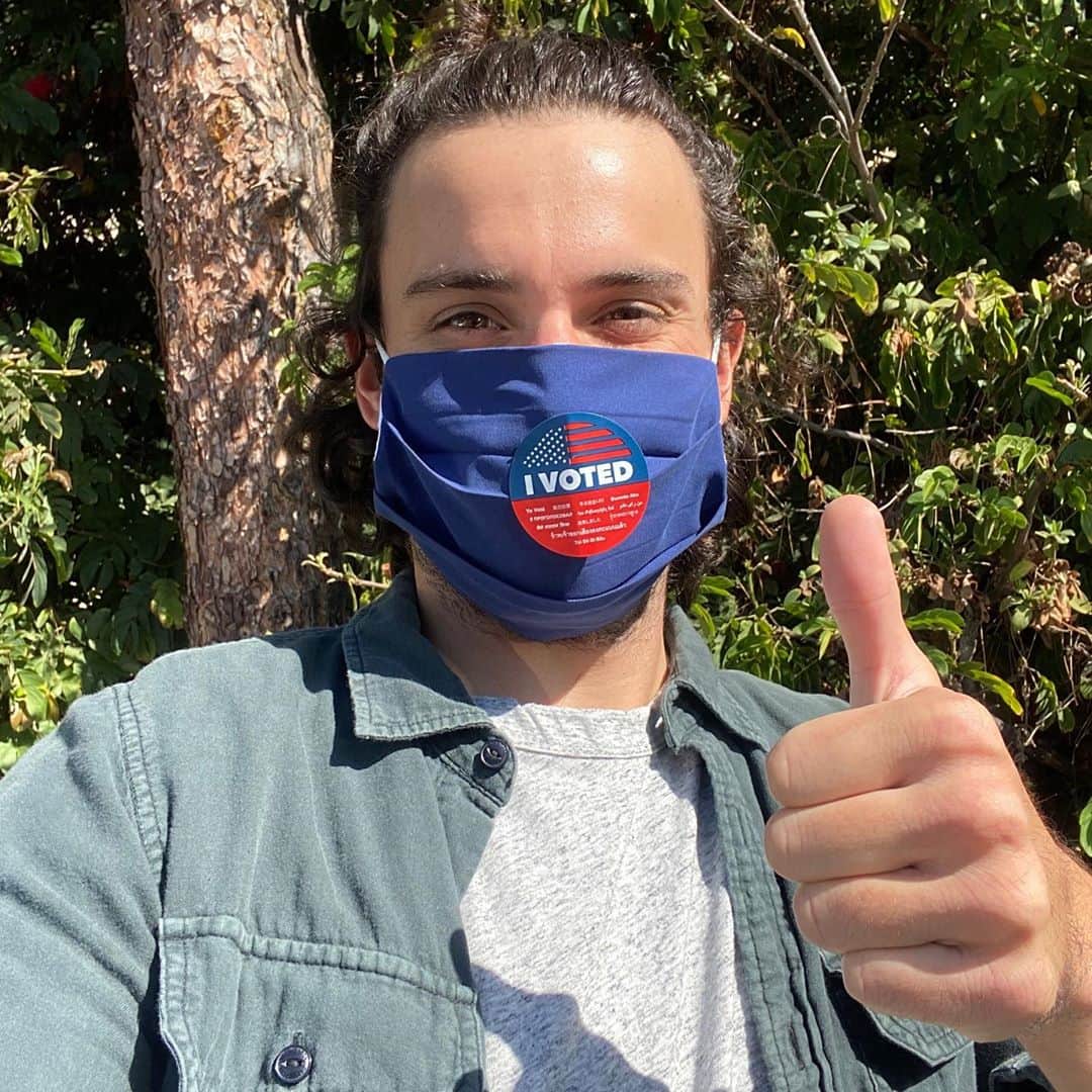 ジャック・ファライーのインスタグラム：「I voted today, and you can too. Voting doesn’t start November 3rd, it ends November 3rd. Head to votesaveamerica.com/plan to make your voting plan.」