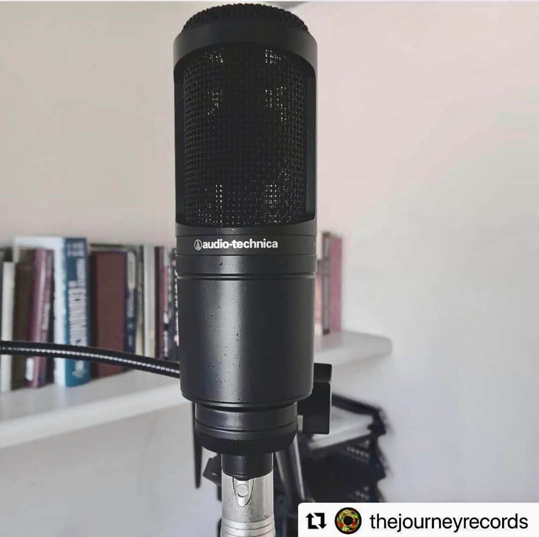 Audio-Technica USAさんのインスタグラム写真 - (Audio-Technica USAInstagram)「#FanPhotoFriday: Our AT2020 is the iconic microphone that brought professional audio into the home studio at an affordable price. With its high-quality articulation and intelligibility, the AT2020 suits all recording needs. Thanks for the tag, @thejourneyrecords! ⁠ .⁠ .⁠ .⁠ #AudioTechnica #AT2020 #Microphones #Recording #Studio #AudioGear」10月31日 6時01分 - audiotechnicausa