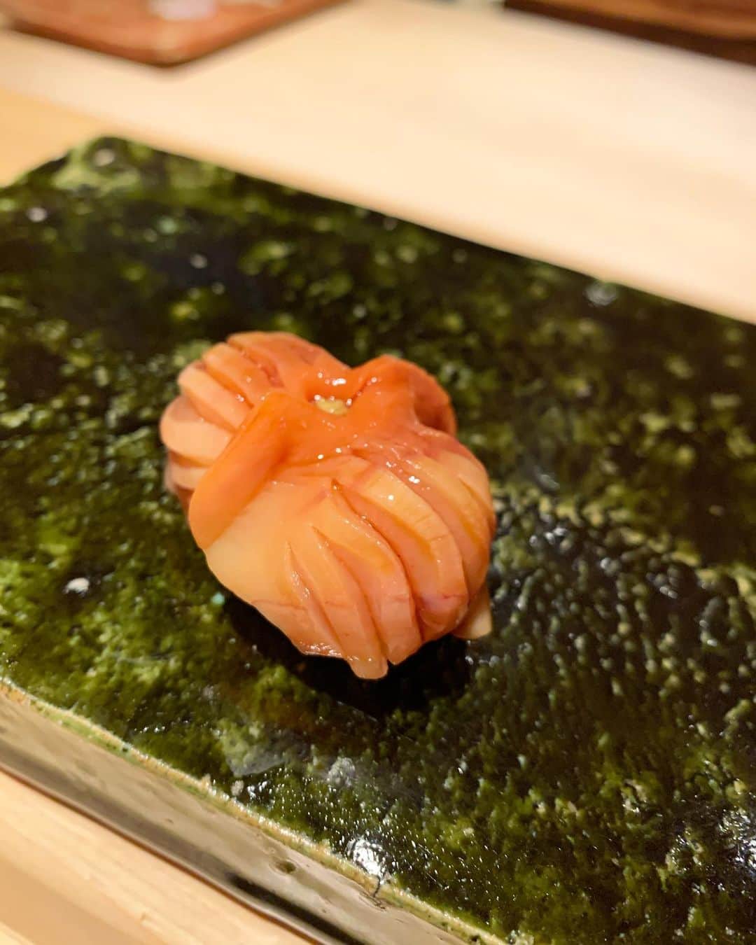 大志（DOWBL）さんのインスタグラム写真 - (大志（DOWBL）Instagram)「10代の頃から優しくしていただいている先輩と 鮨えん へ  どれも美味しかったです  ご馳走様でした！  #sushi #鮨えん別邸 #ご馳走様でした」10月30日 22時07分 - taishi.s.n