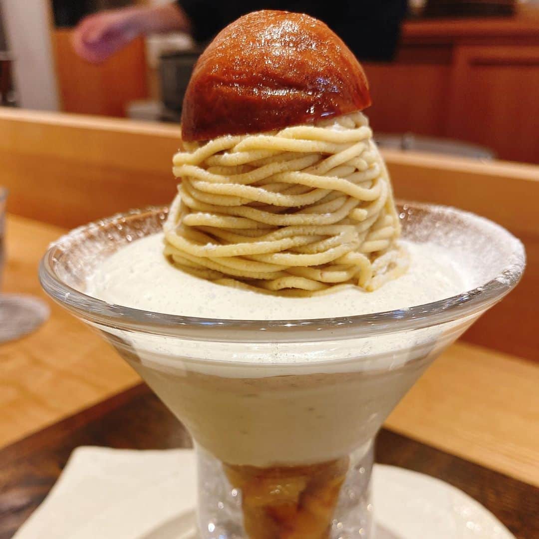 里井真由美のグルメインスタ