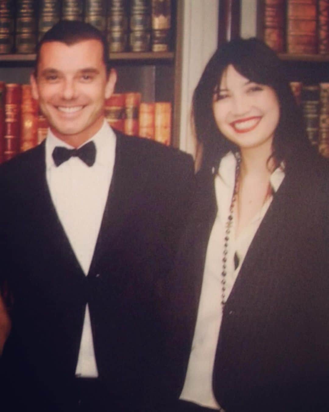 デイジー・ロウのインスタグラム：「Happiest birthday dad @gavinrossdale wishing you the most joyful day celebrating xoxox missing you ever so much ♥️🖤♥️ love you with all my heart 🖤♥️🖤」