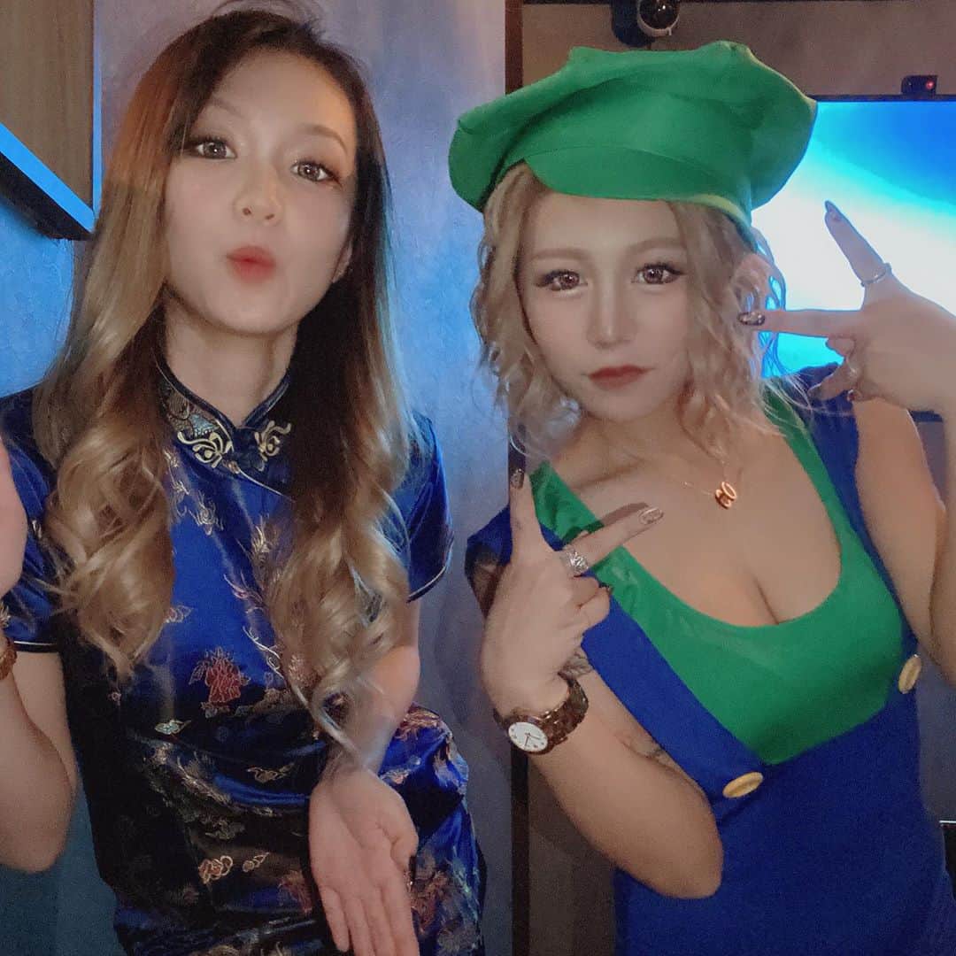 りこぴのインスタグラム：「はぴはろー✨ みんなしゃめとろー🥺📷🌈」