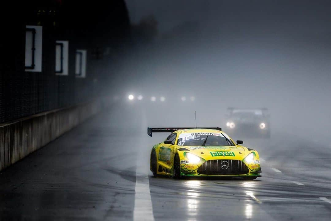 Mercedes AMGさんのインスタグラム写真 - (Mercedes AMGInstagram)「Back at the @dekra_lausitzring for the ADAC GT Masters! Besides the championship contenders from @toksportwrt (#22), five further Mercedes-AMG GT3s from the teams @htpmotorsport / @winwardracing (#47, #48), @schuetzmotorsport (#36) and @zakspeed (#20, #21) enter the penultimate round at the weekend. The races will kick-off at 3.15 p.m. CET on Saturday and 3.00 p.m. CET on Sunday.  #AMGGT3 #MercedesAMG #MercedesAMGMotorsport #10YearsAMGCustomerRacing #GTMasters」10月30日 22時55分 - mercedesamg