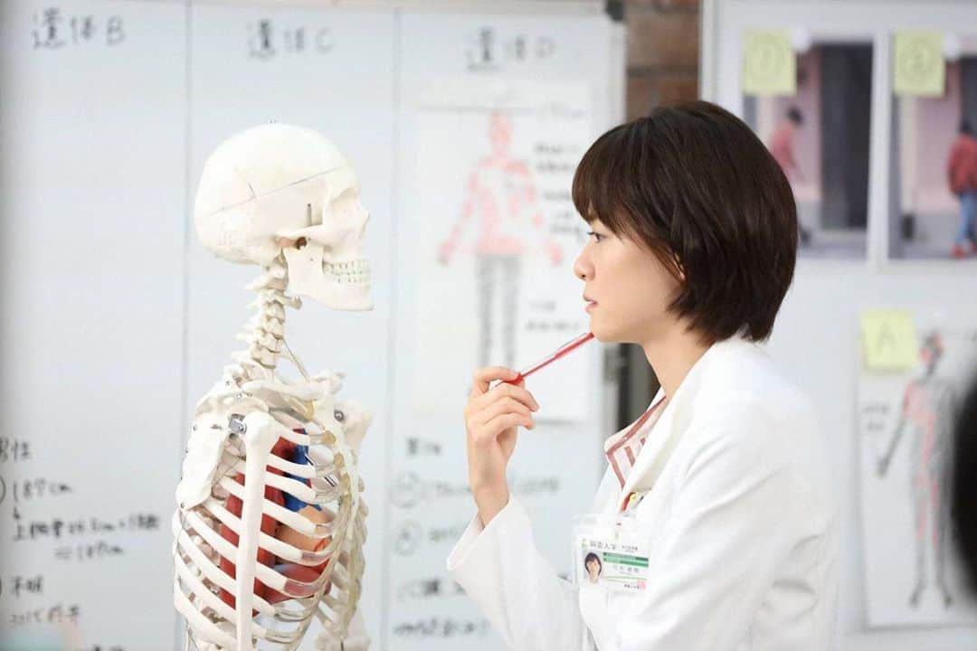 【公式】監察医 朝顔のインスタグラム
