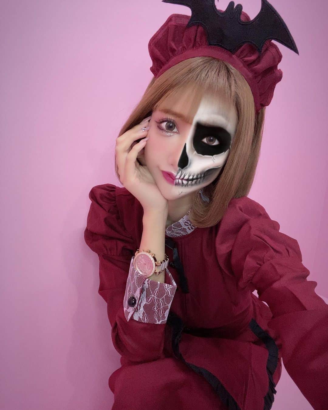 聖川あいなのインスタグラム：「#名古屋 #錦 #錦3 #昼キャバ #キャバクラ #キャバ嬢 #女子大 #ミナミ #北新地 #六本木 #歌舞伎町 #歌舞伎 #ホスト #ナイツネット #ポケパラ #写真加工 #コスプレ #ハロウィン #ハロウィンコスプレ #メイド」