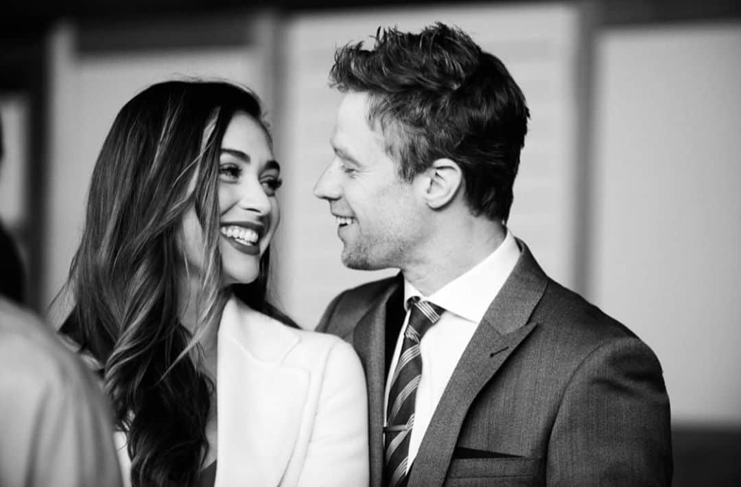 リンジー・モーガンのインスタグラム：「Happy Birthday Bayboo @shaun_sipos  You’re only getting better 👅🥰♥️✨」